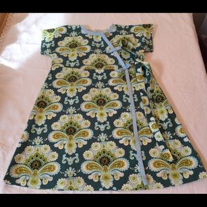 Hand made bath cover dress / night gown size 4/5Y